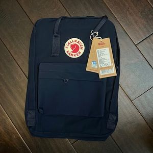 Women’s Fjallraven Kanken Classic Backpack